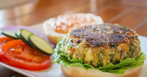 hambúrguer fitness no estilo vegetariano